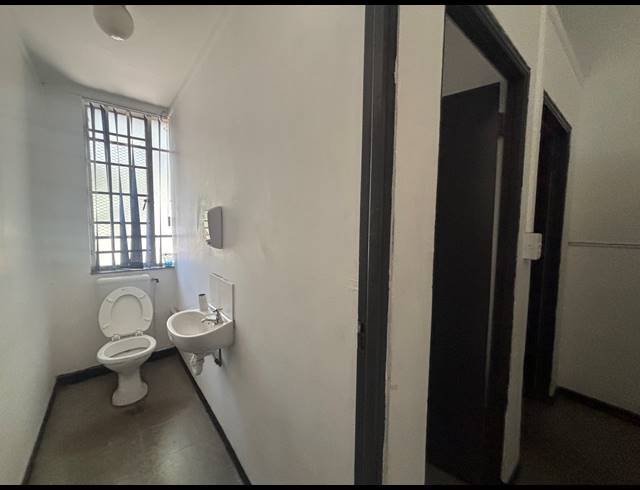 531M² WAREHOUSE TO LET IN ELSIES RIVER INDUSTRIAL